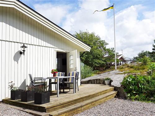 Holiday Home/Apartment - 2 persons -  - Kuttervägen - 45290 - Strömstad