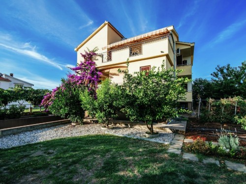 Holiday apartment - 3 persons -  - 23210 - Biograd Na Moru