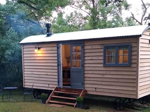 Chalet - 2 persons -  - BN44 3AL - Ashurst