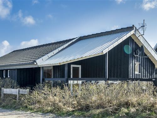 Holiday Home/Apartment - 6 persons -  - Nordvej - Vejers Nordstrand - 6853 - Vejers Strand