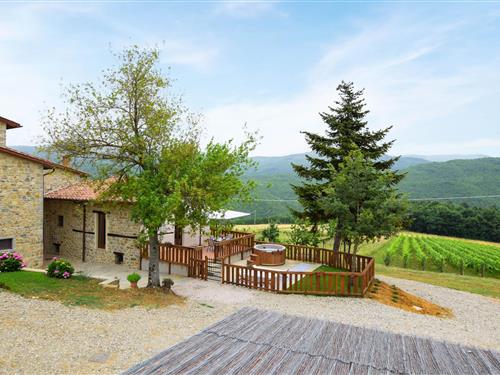 Sommerhus - 5 personer -  - Loc. Villa Magra - 52011 - Bibbiena