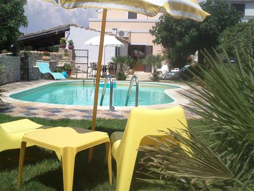 Holiday Home/Apartment - 4 persons -  - SP14 - 97100 - Ragusa