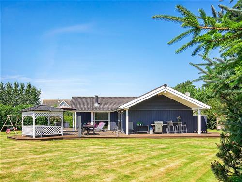 Sommerhus - 8 personer -  - Hundsemyrevej - Balka - 3730 - Nexø