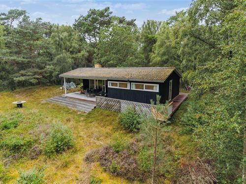 Holiday Home/Apartment - 4 persons -  - Aspesgårdsskoven - Dueodde - 3720 - Åkirkeby