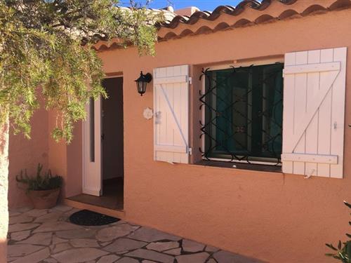 Sommerhus - 4 personer -  - 83240 - Cavalaire Sur Mer