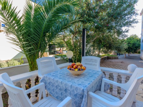 Holiday apartment - 3 persons -  - Ulica Laz X - 23234 - Vir