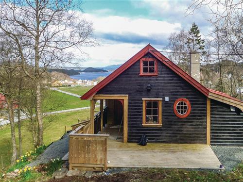Holiday home - 4 persons -  - Ålfjordvegen - Førde/Sveio - 5555 - Førde I Hordaland