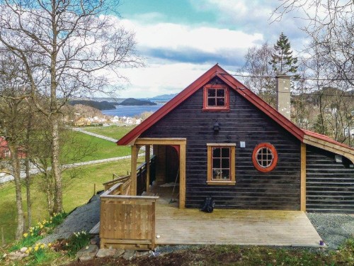 Sommerhus - 4 personer -  - Ålfjordvegen - Førde/Sveio - 5555 - Førde I Hordaland