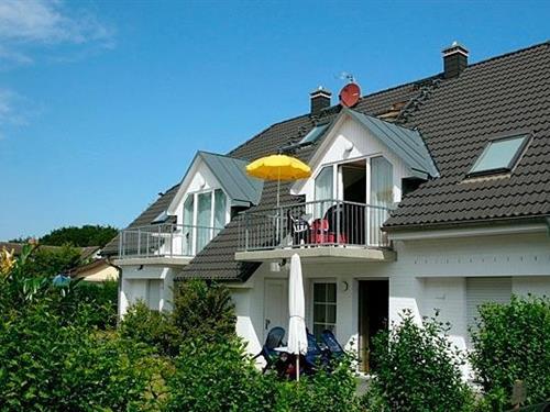 Holiday Home/Apartment - 5 persons -  - Rämel - 18374 - Zingst