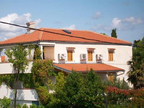 Holiday Home/Apartment - 4 persons -  - 51554 - Nerezine