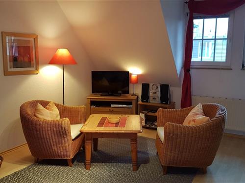 Holiday Home/Apartment - 2 persons -  - Birkenstraße - 18374 - Zingst