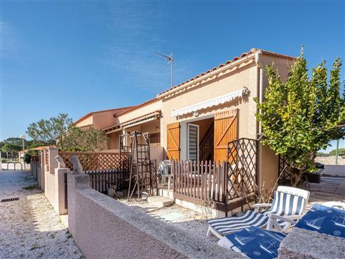 Holiday Home/Apartment - 4 persons -  - Le Barcarès - 66420