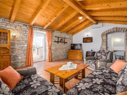 Holiday home - 10 persons -  - 52212 - Vodnjan