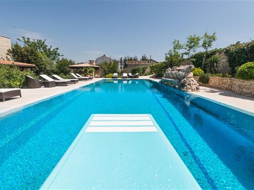 Holiday home - 16 persons -  - Tezacka - 22243 - Murter