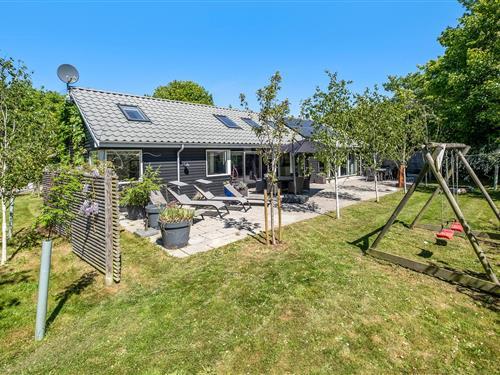 Sommerhus - 14 personer -  - Vejbyvej - 3220 - Tisvildeleje