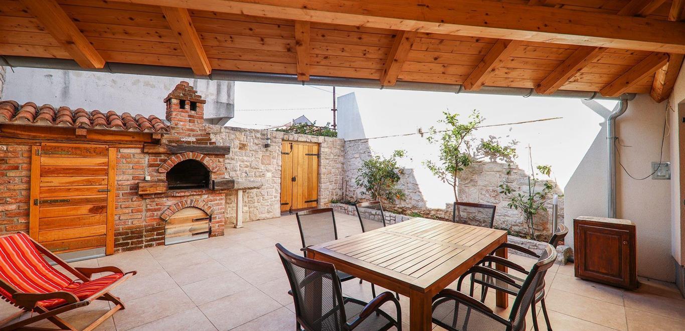 Emne nr.: 310-HR4389.611.1