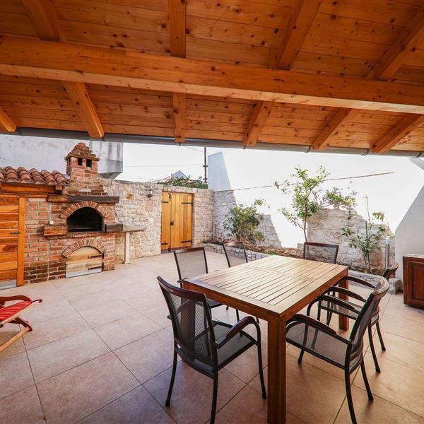 Emne nr.: 310-HR4389.611.1