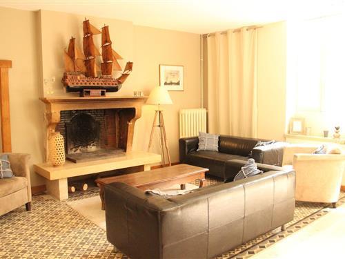 Sommerhus - 9 personer -  - 21330 - Bouix