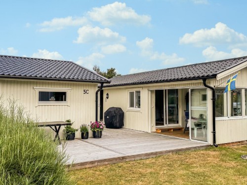 Holiday home - 8 persons -  - Lövvägen - Skummeslövsstrand - 31272 - Skummeslövstrand
