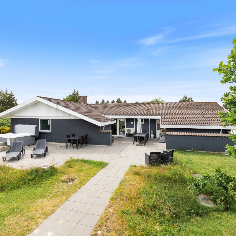 Sommerhus - 10 personer -  - Søndertoften - Ho - 6857 - Blåvand