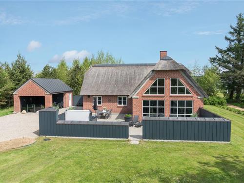 Sommerhus - 6 personer -  - Nørrevang - Houstrup - 6830 - Nr. Nebel