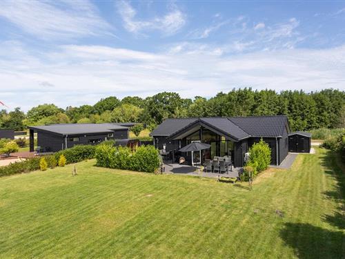 Sommerhus - 10 personer -  - Skovsøen - Fjellerup - 8585 - Glesborg