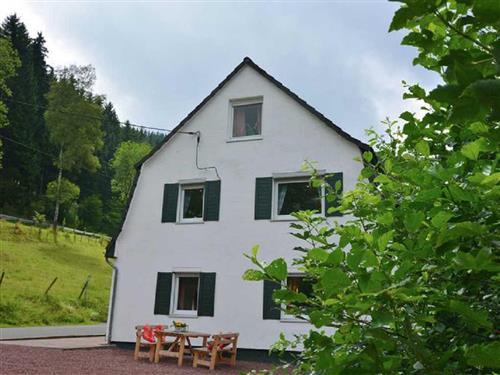 Ferienhaus - 4 Personen -  - Im Ries - 59939 - Olsberg