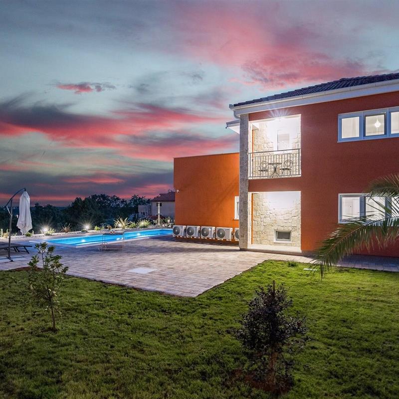 Villa - 10 personer -  - 52208 - Krnica