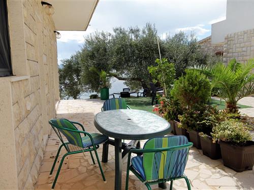 Holiday Home/Apartment - 3 persons -  - Jedra - 21467 - Jedra