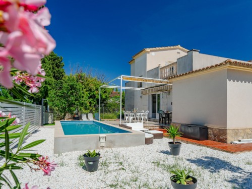 Holiday home - 4 persons -  - 03700 - Dénia