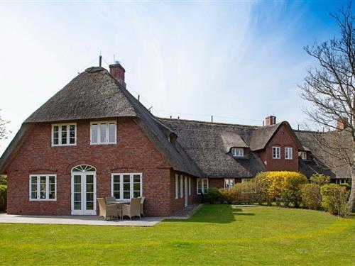 Ferienhaus - 4 Personen -  - C.-P.-Hansen-Allee - 25980 - Sylt / Ot Keitum