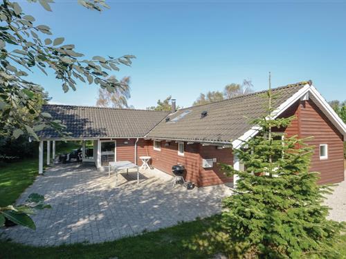 Sommerhus - 12 personer -  - Bæverstien - Marielyst - 4873 - Væggerløse