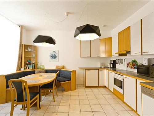 Holiday Home/Apartment - 4 persons -  - Arnsteingasse - 1150 - Bezirk 15, Rudolfsheim