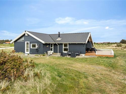 Sommerhus - 8 personer -  - Merchantvej - Vejlby Klit - 7673 - Harboøre