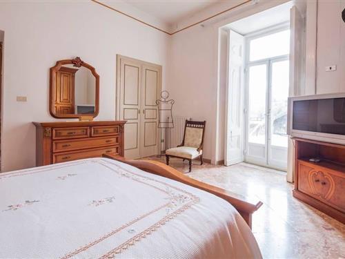 Holiday Home/Apartment - 8 persons -  - Raffaele Baldi - 84013 - Cava De Tirreni