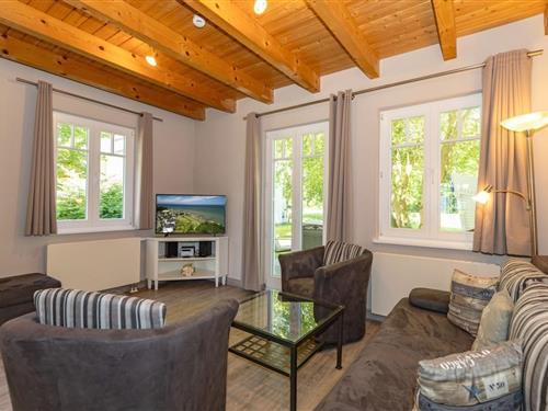 Feriehus - 6 personer -  - Kliffstraße - 18211 - Nienhagen