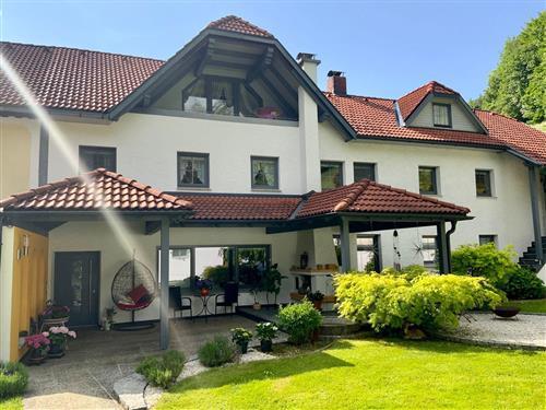 Bondegård - 4 personer -  - Brunngraben - 4461 - Laussa