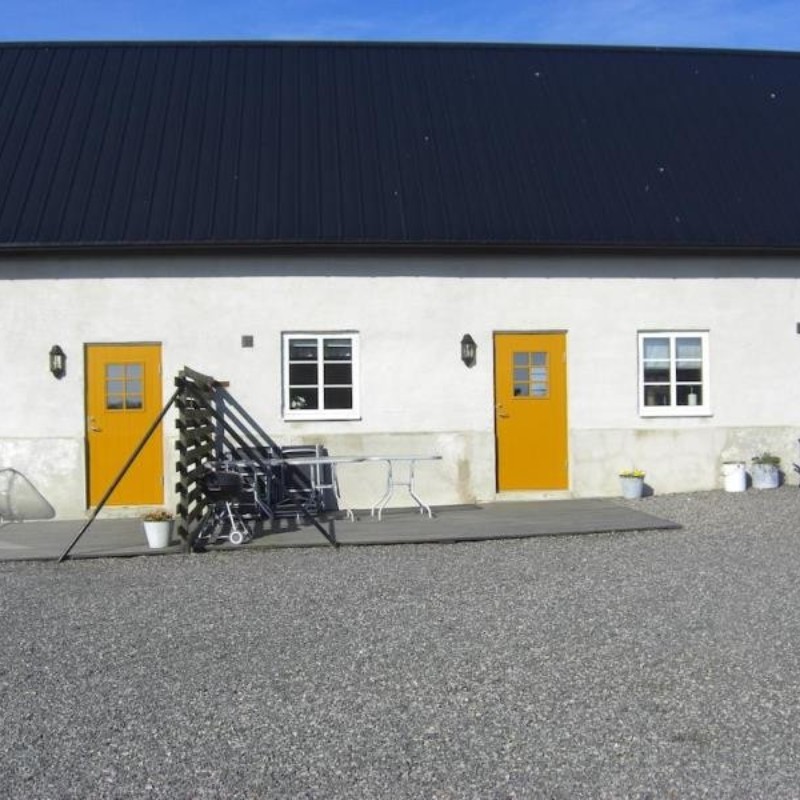 Ferielejlighed - 5 personer -  - Gamla Mälarhusvägen - Löderup - 271 77