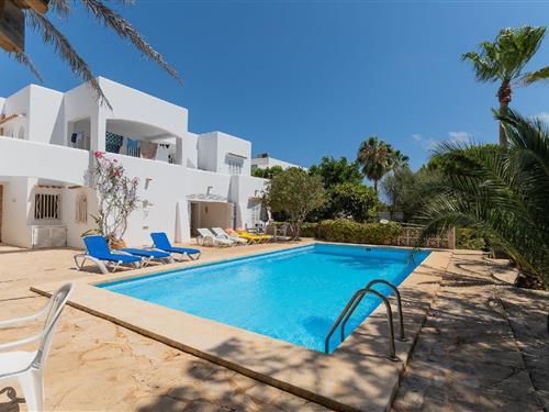 Sommerhus - 4 personer -  - Avenida des Forti 38, planta baja, puerta - 07670 - Cala D'or