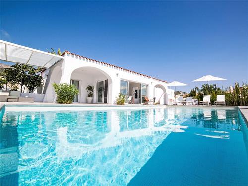 Holiday home - 10 persons -  - Calpe/Calp - 03710