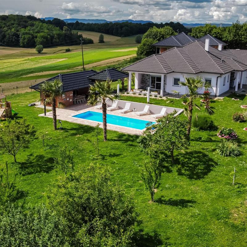 Sommerhus - 7 personer -  - Križevci - 48260