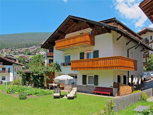 Holiday Home/Apartment - 4 persons -  - Ortisei St Ulrich - 39046
