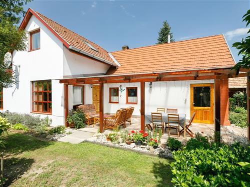 Sommerhus - 5 personer -  - Balatonlelle - 8681