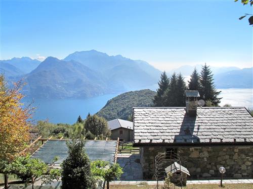 Sommerhus - 4 personer -  - Menaggio - 22010