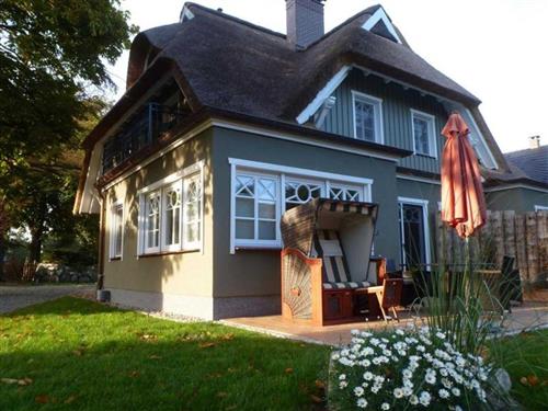 Ferienwohnung - 5 Personen -  - Bebelstraße 6 f - 18375 - Prerow