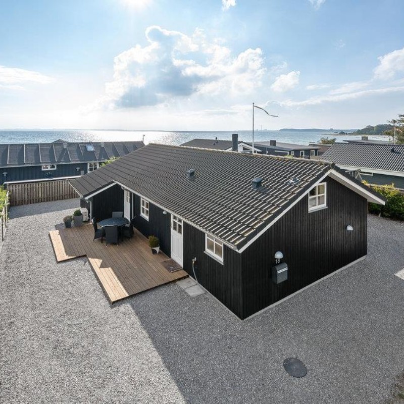 Sommerhus - 4 personer -  - Toftgårdsvej - Følle Strand - 8410 - Rønde