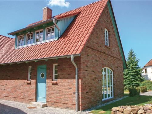 Holiday Home/Apartment - 4 persons -  - Seestr. - 18211 - Börgerende