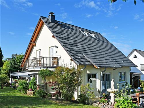 Holiday Home/Apartment - 4 persons -  - Bäckertrift - 18586 - Lancken-Granitz