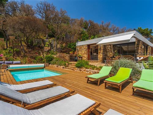 Holiday home - 8 persons -  - Cap  Bénat - 83230