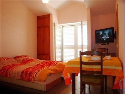 Holiday apartment - 2 persons -  - Sv. Filip I Jakov - 23207